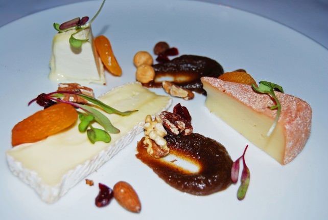 Quebec Cheese Plate 