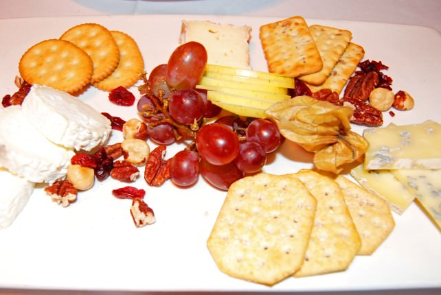 Quebec Cheese Plate 
