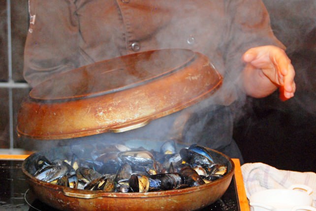 Steaming the Mussels for the Paella