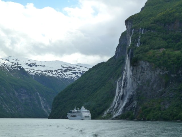 Geiranger Fjordservice Sightseeing Cruise