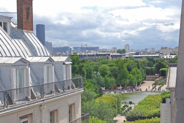 Hotel Cambon - View of Tuileries Garden 