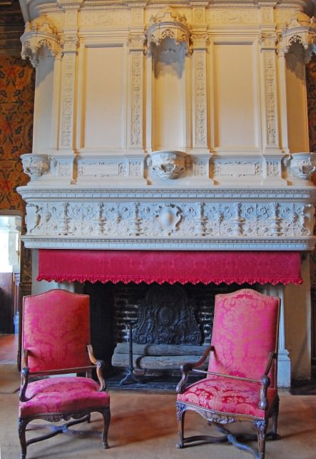 Twitter #FriFotos - Chateau Chenonceau Chairs