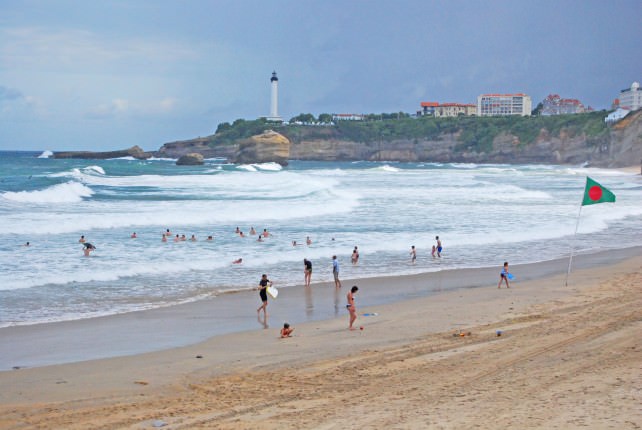 Biarritz Surfing 