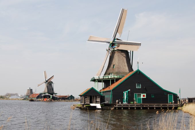 Savoir Faire Included Excursion to Zaanse Schans in Holland