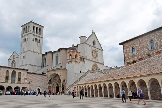 Travel Italy: Venice, Classe and Assisi