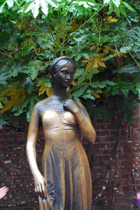Bronze Statue of Juliet in Verona, Italy