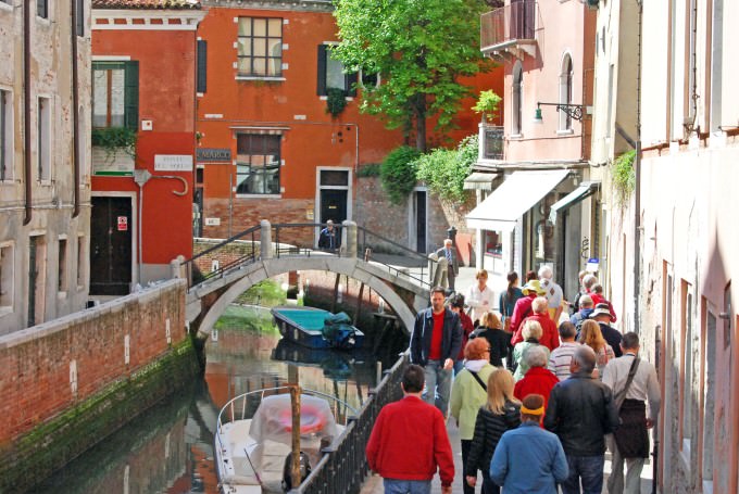 WJ Tested: Uniworld Po River Cruise – Explore Venice on Foot