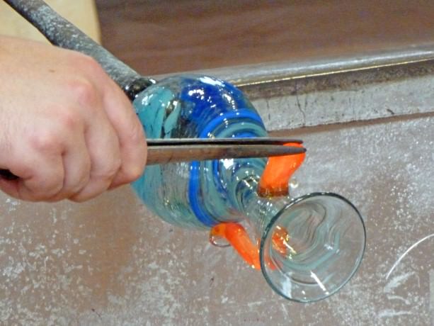 Murano Glass Blowing Demonstration at AVG - Arti Veneziane alla Giudecca 
