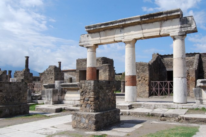 Exploring Pompeii, Italy with Insight Vacations
