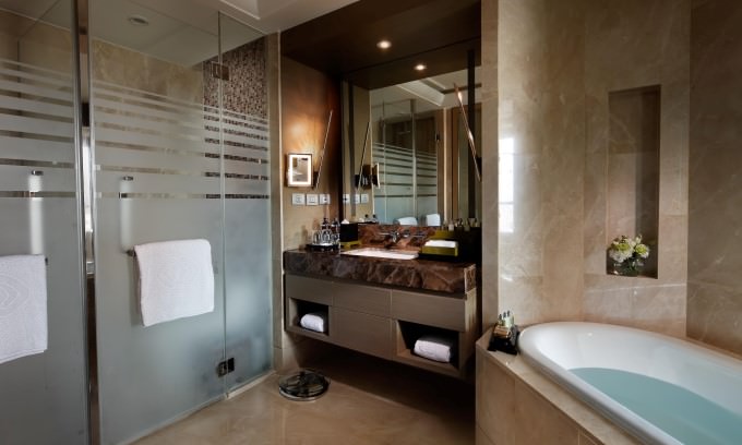 Sofitel Bangkok Sukhumvit Luxury Room - Bathroom