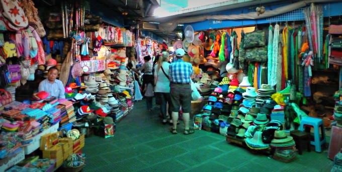 Shopping at Central Market in Phnom Penh