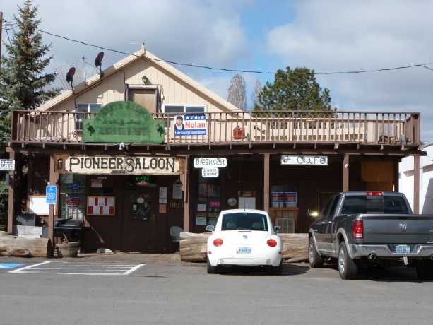 Pioneer Saloon in Paisley, Oregon
