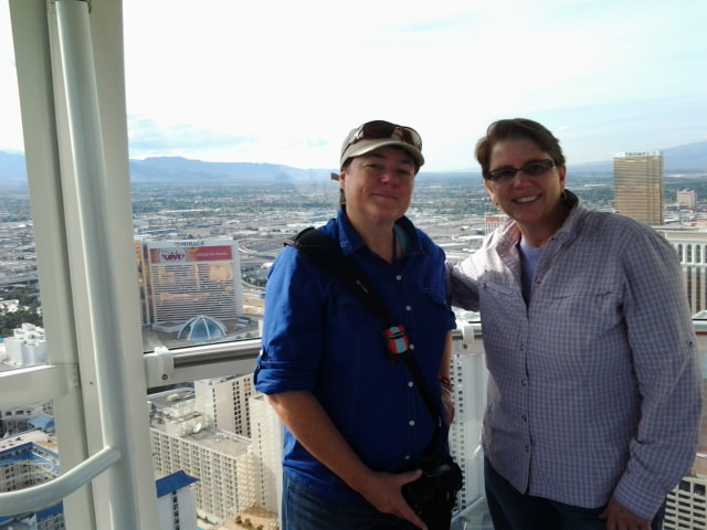 Viv and Jill ride the High Roller in Las Vegas