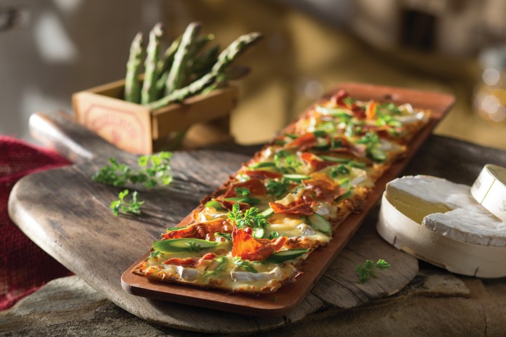 Seasons 52 Offers a Selection of Signature Flatbreads