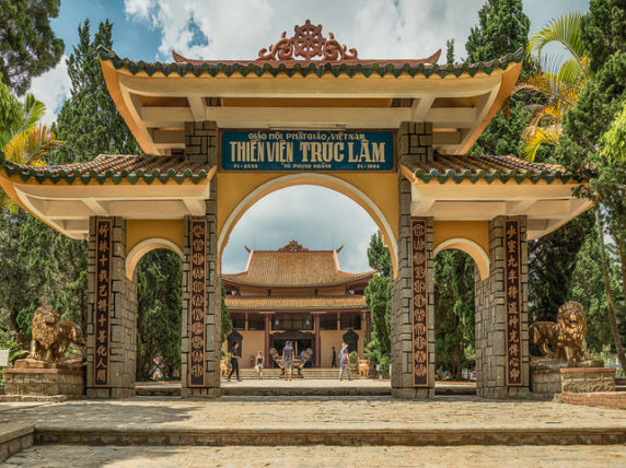 Dalat City Thien Vien Truc Lam Pagoda