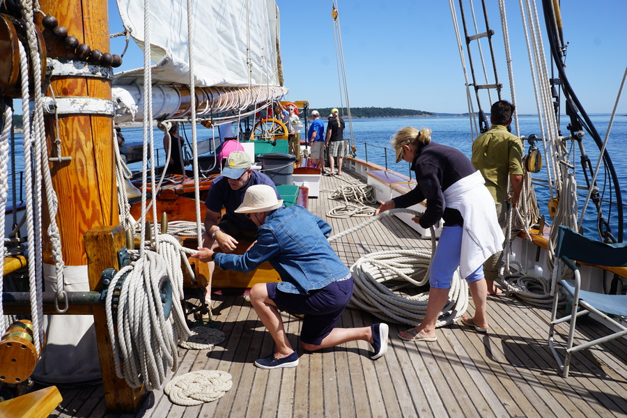 Preparing Schooner Zodiac to sail
